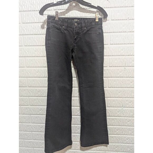 Ann Taylor Loft Women's Black Solid Mid-Rise Modern Flare Leg Jeans Size 0P - Picture 1 of 7
